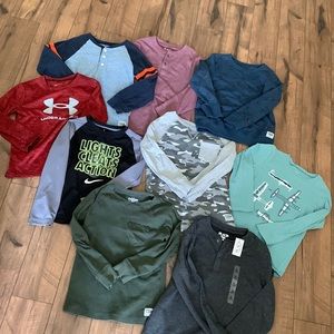 Bundle of boys M size 7 tops barely worn